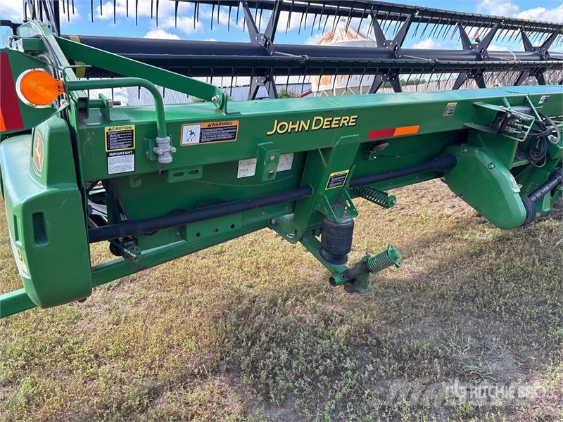 John Deere 936D رؤوس الحصادات الدراسات