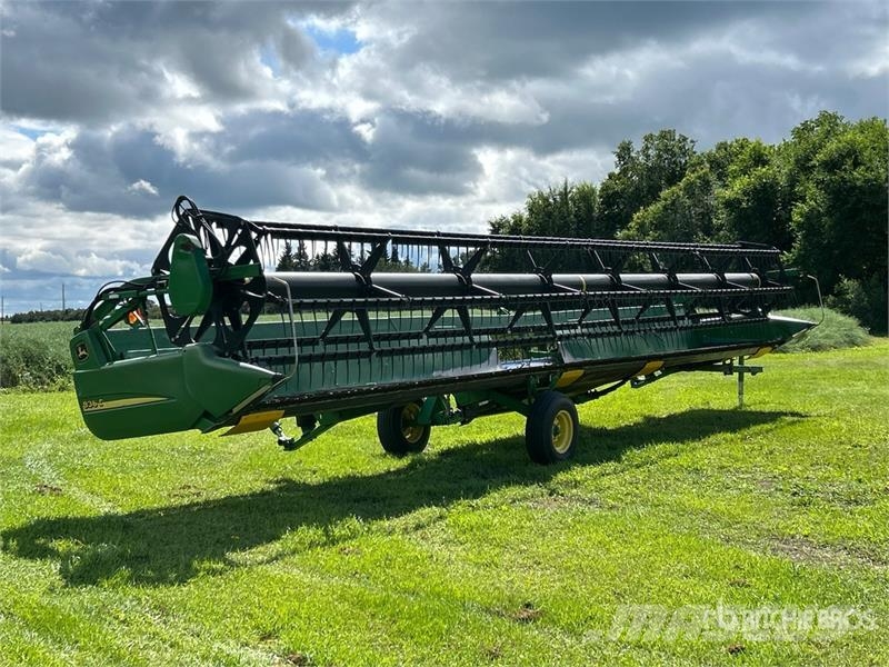 John Deere 936D Testate per mietitrebbie