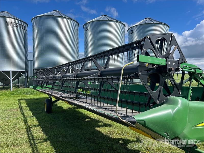 John Deere 936D Testate per mietitrebbie