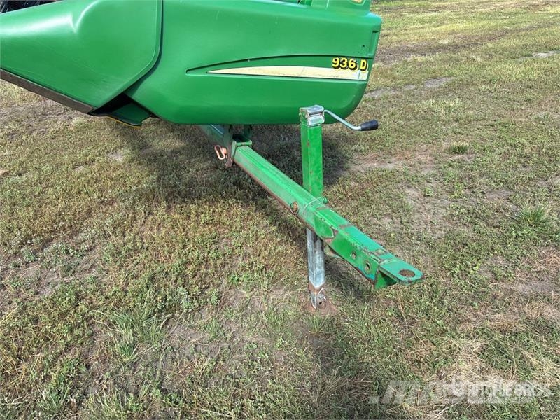 John Deere 936D رؤوس الحصادات الدراسات