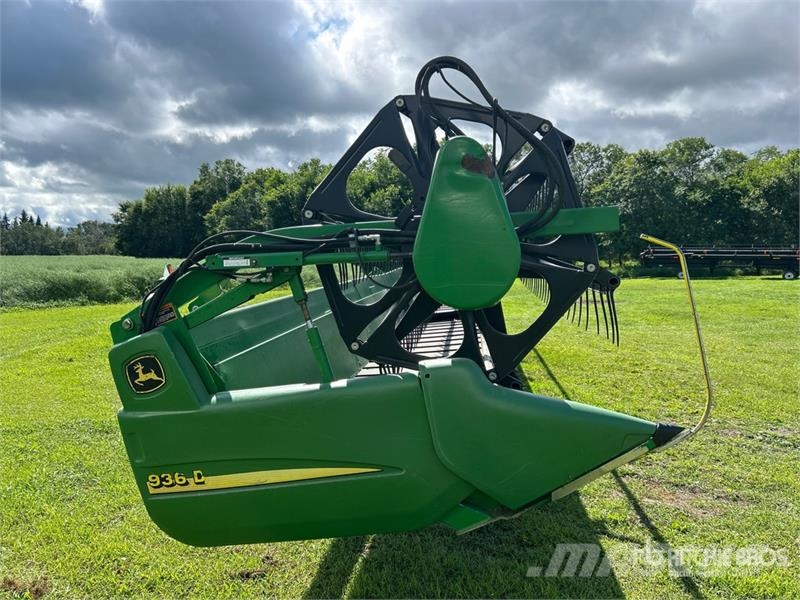 John Deere 936D Testate per mietitrebbie