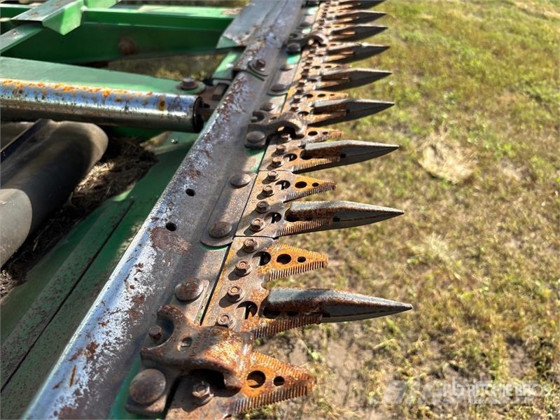 John Deere 936D رؤوس الحصادات الدراسات