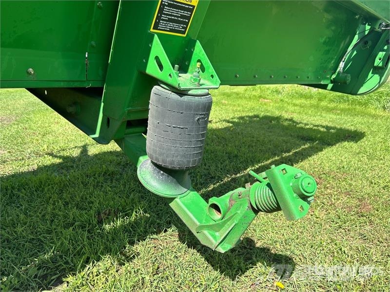 John Deere 936D Testate per mietitrebbie