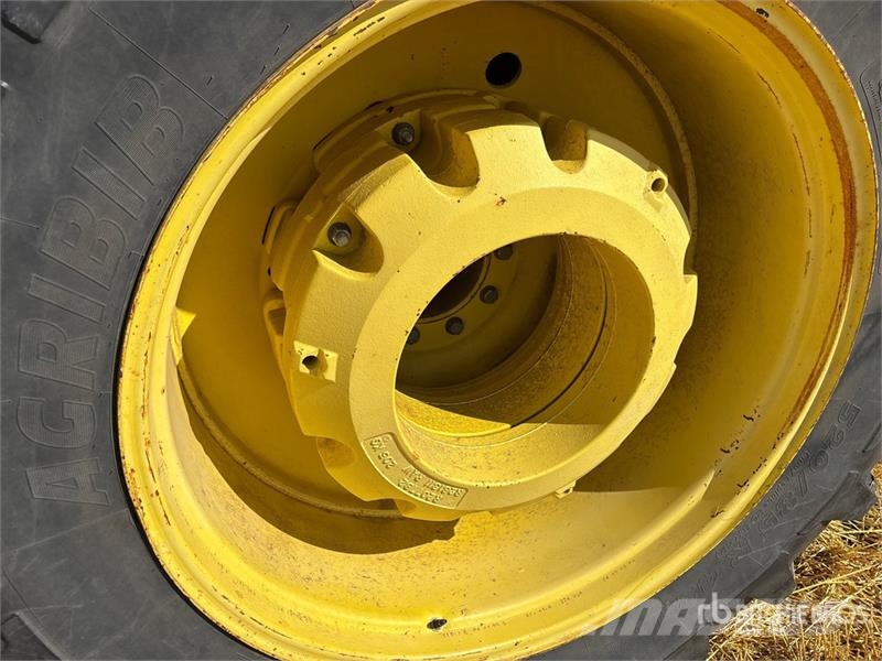 John Deere 9520 ماكينات زراعية - غير ذلك
