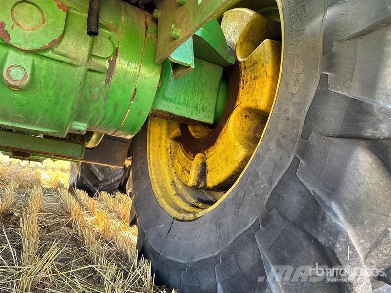 John Deere 9520 ماكينات زراعية - غير ذلك