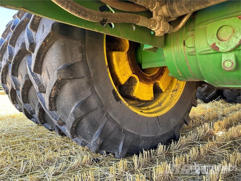 John Deere 9520 ماكينات زراعية - غير ذلك