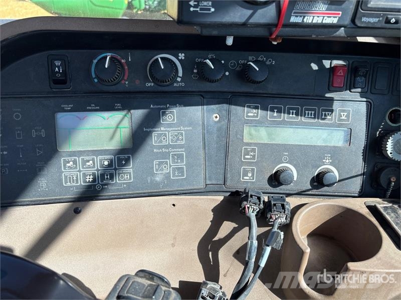 John Deere 9520 ماكينات زراعية - غير ذلك