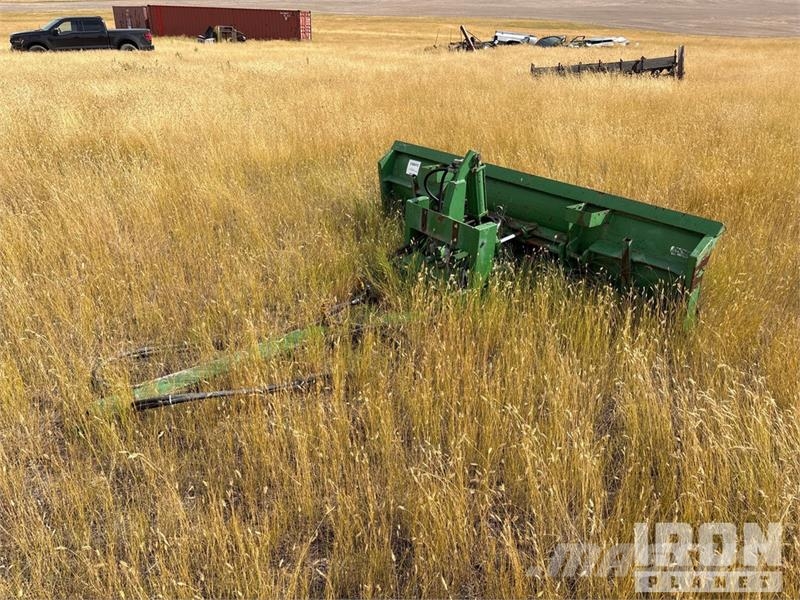 John Deere 96 in Blade Attachment Puskulevyt