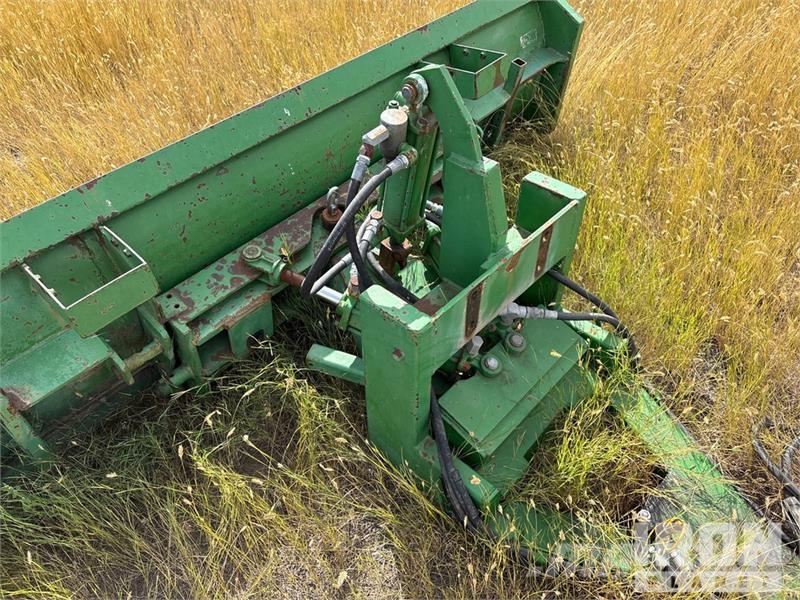 John Deere 96 in Blade Attachment Puskulevyt