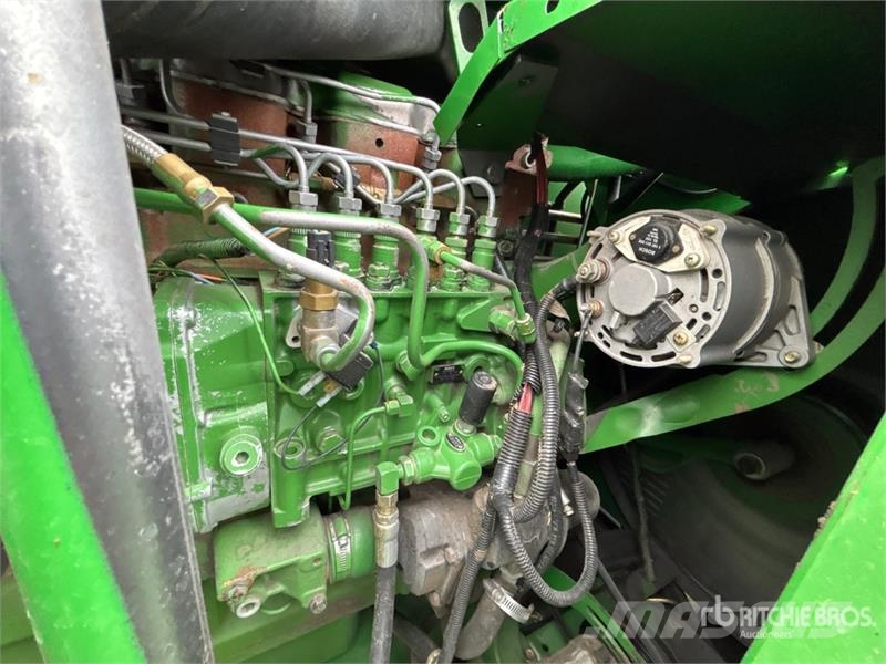 John Deere 9600 Combine harvesters