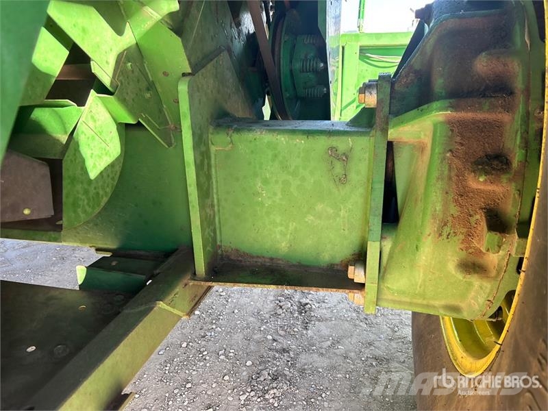 John Deere 9600 Kombajni
