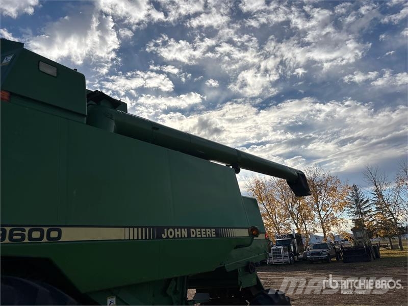 John Deere 9600 Kombajni