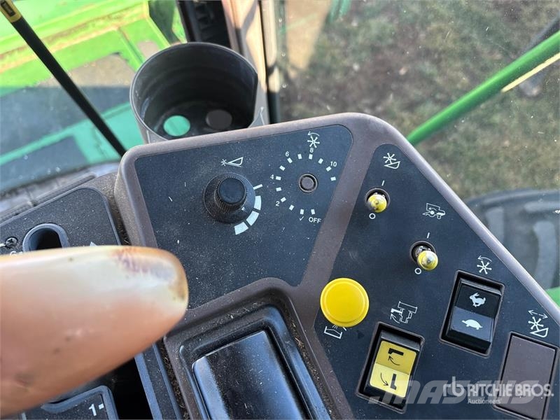 John Deere 9600 Kombajni