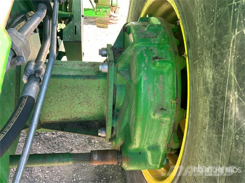 John Deere 9600 Combine harvesters