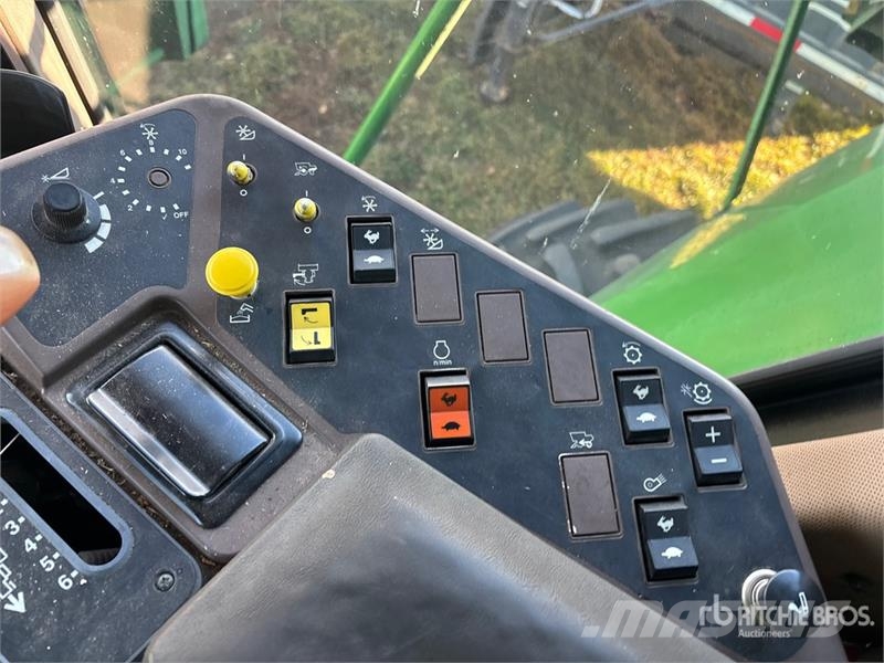 John Deere 9600 Kombajni