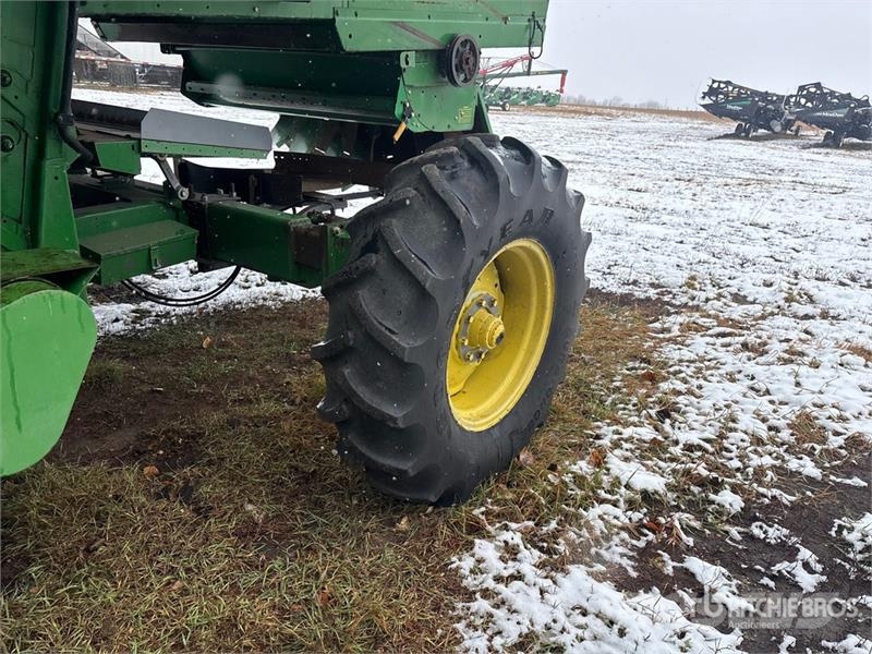 John Deere 9600 コンバイン