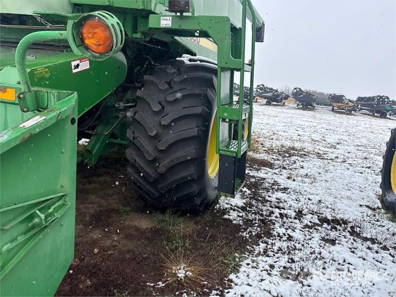 John Deere 9600 コンバイン