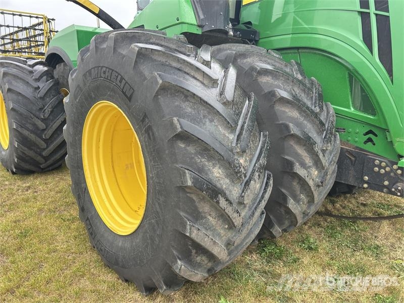 John Deere 9620R 4WD Tractor Traktorit
