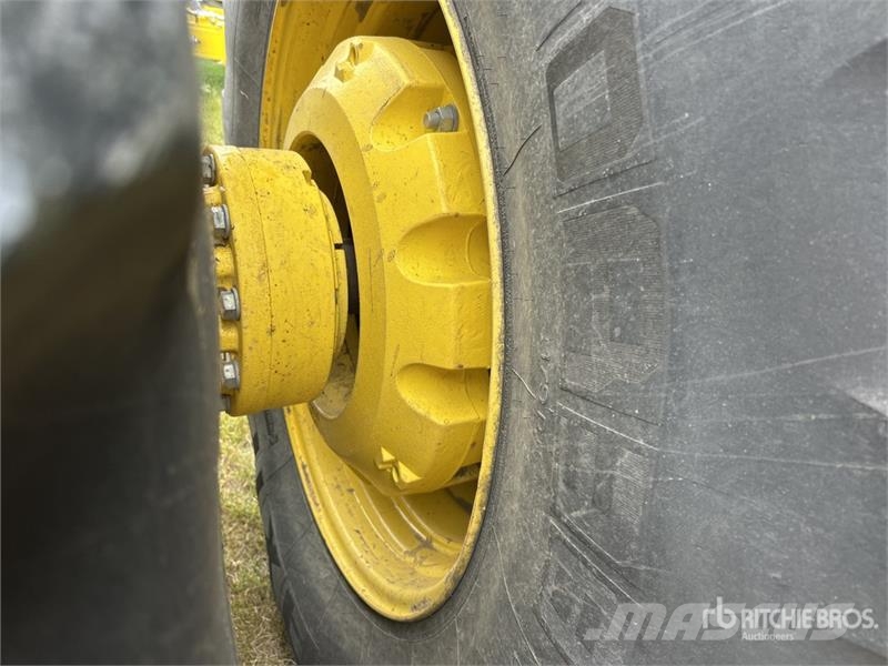 John Deere 9620R 4WD Tractor Traktorit