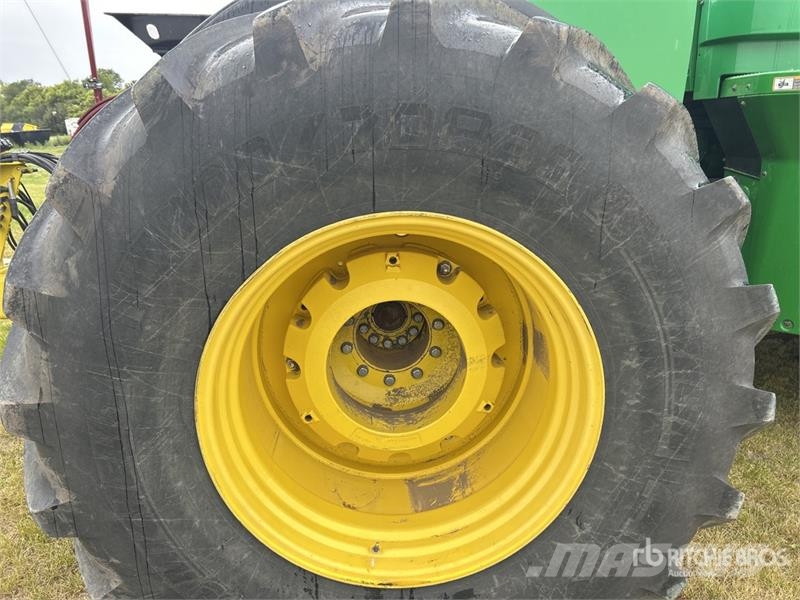 John Deere 9620R 4WD Tractor Traktorit