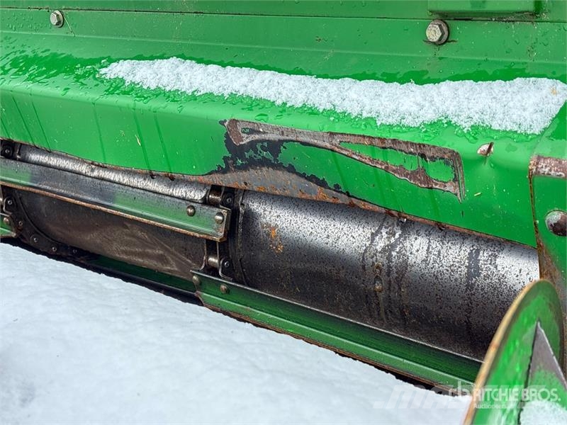 John Deere 9660 حصادات