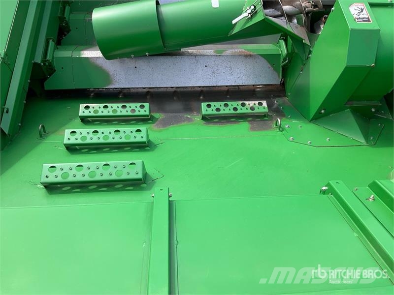 John Deere 9750 STS Mähdrescher