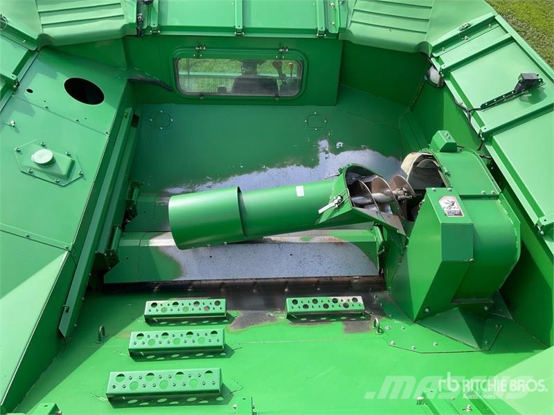 John Deere 9750 STS Mähdrescher