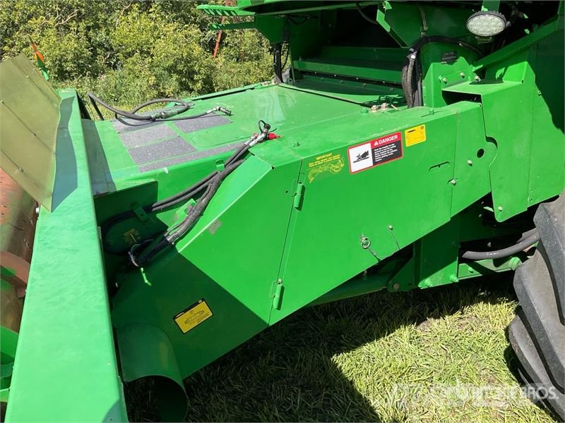 John Deere 9750 STS Mähdrescher