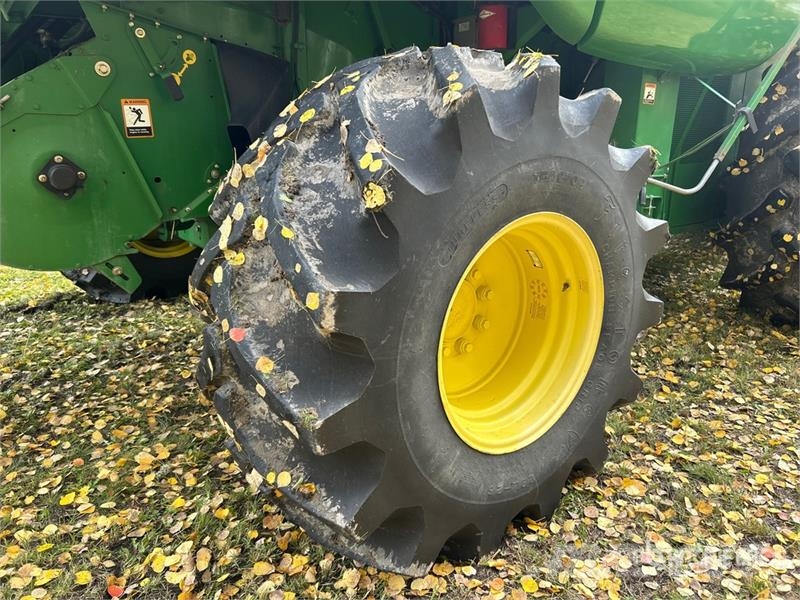 John Deere 9750 STS Kombájnok