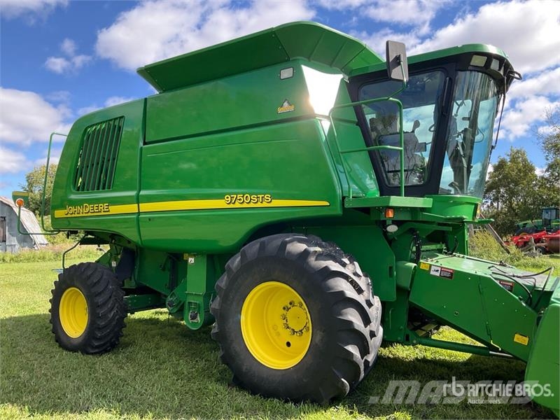 John Deere 9750 STS Mähdrescher
