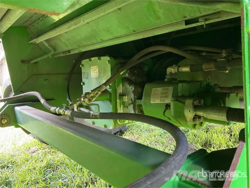 John Deere 9750 STS Mähdrescher