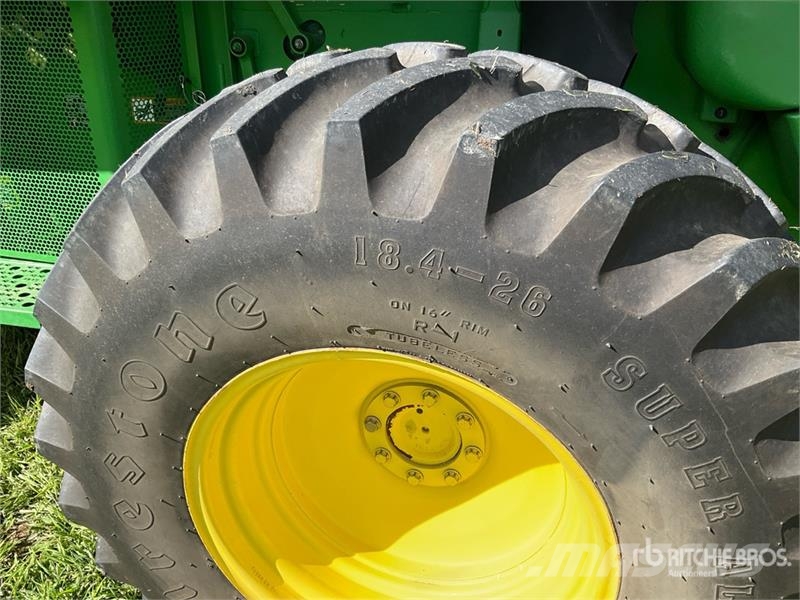John Deere 9750 STS Mähdrescher