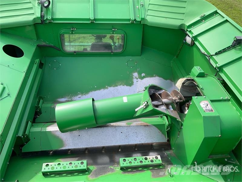John Deere 9750 STS Mähdrescher