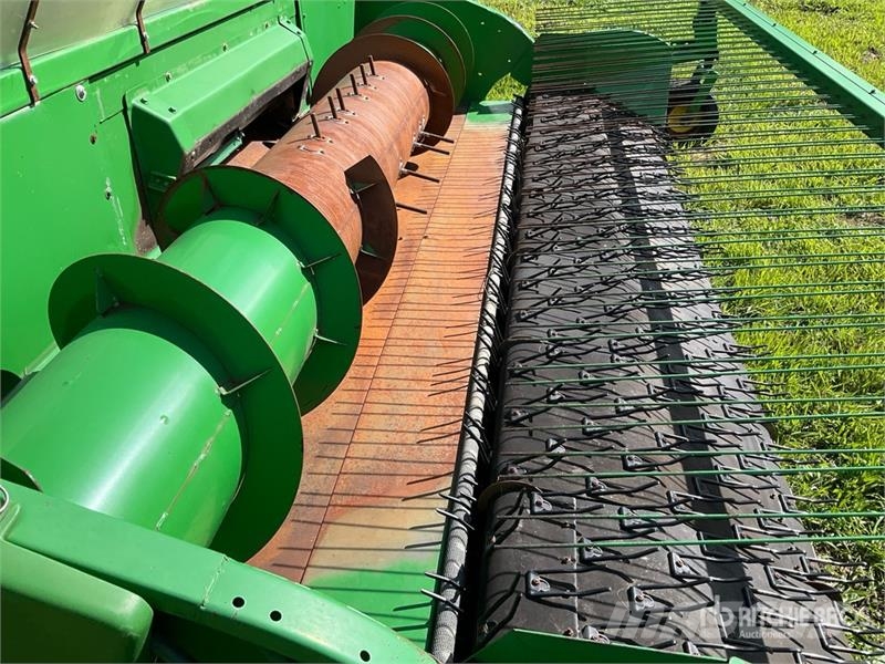 John Deere 9750 STS Mähdrescher
