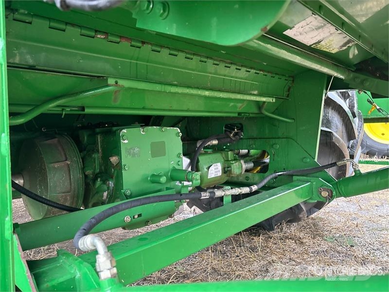 John Deere 9760 STS 聯合收穫機