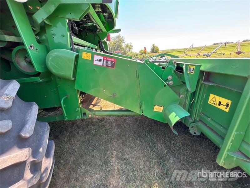 John Deere 9760 STS Combine harvesters