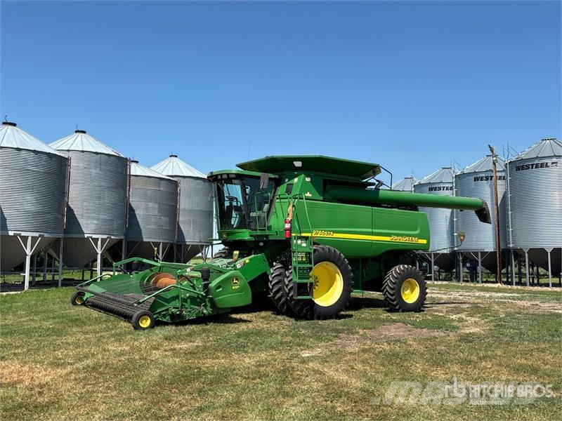 John Deere 9760 STS Combine harvesters