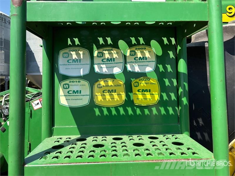 John Deere 9760 STS Combine harvesters