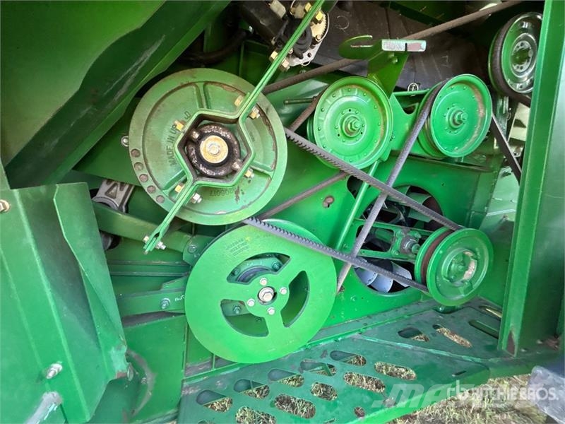 John Deere 9760 STS Combine harvesters