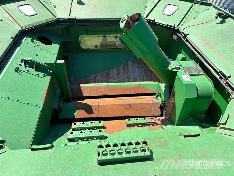John Deere 9760 STS Combine harvesters