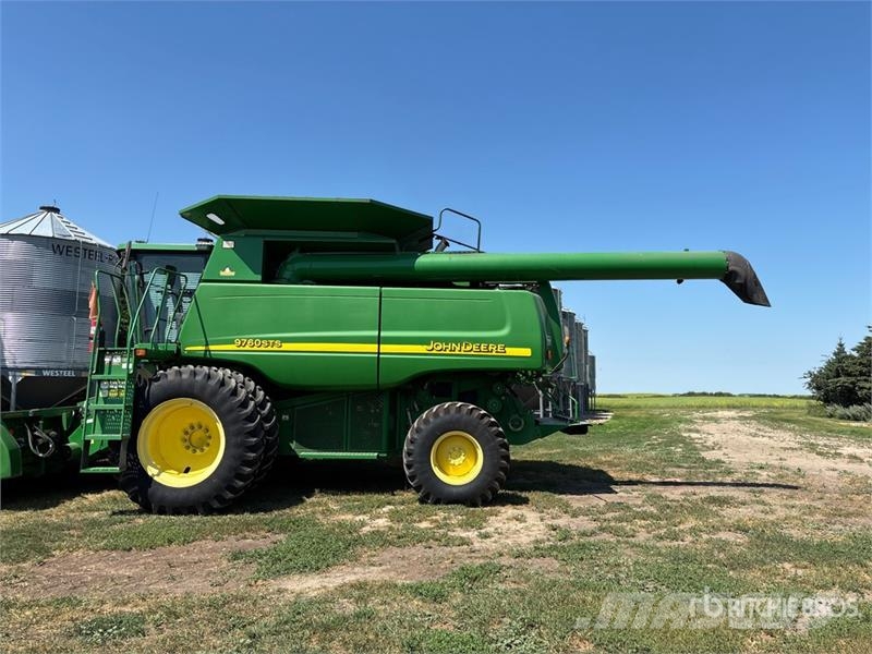 John Deere 9760 STS Combine harvesters