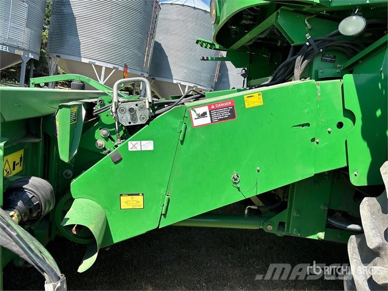 John Deere 9760 STS Combine harvesters