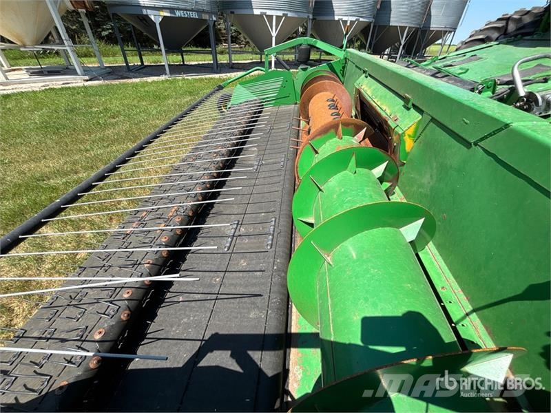 John Deere 9760 STS Combine harvesters