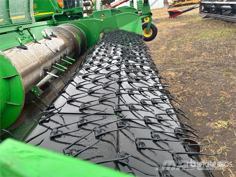 John Deere 9760 STS 聯合收穫機