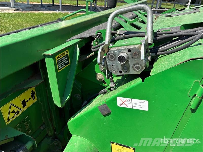 John Deere 9760 STS Combine harvesters