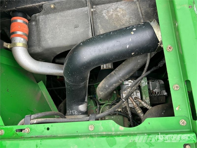 John Deere 9770 STS コンバイン