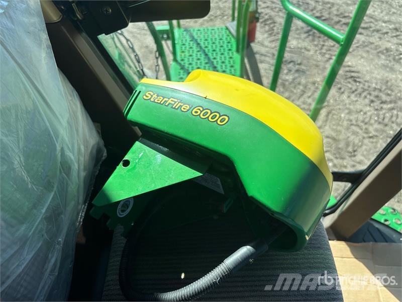 John Deere 9770 STS Combine harvesters