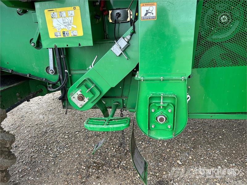John Deere 9770 STS コンバイン