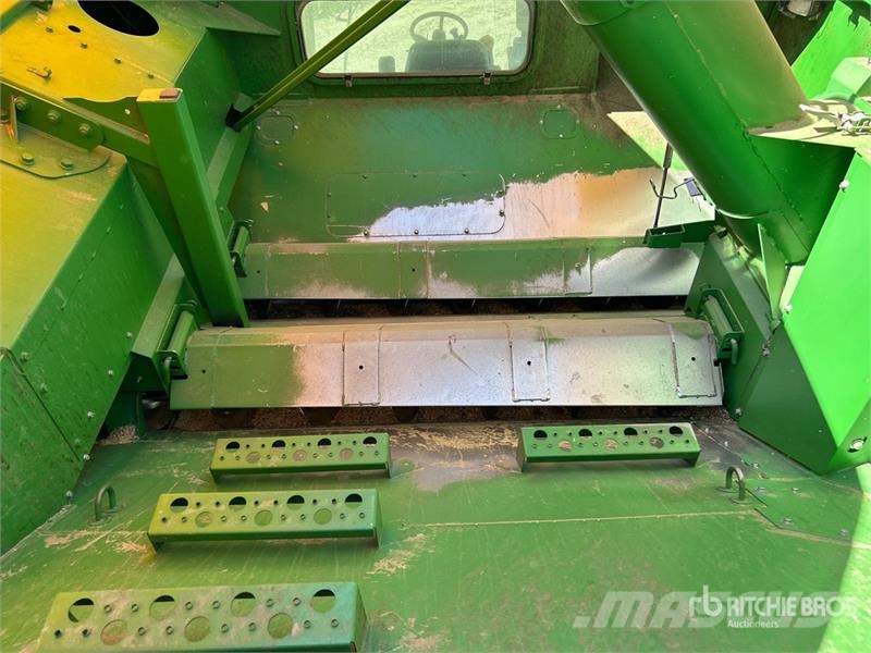 John Deere 9770 STS Mähdrescher