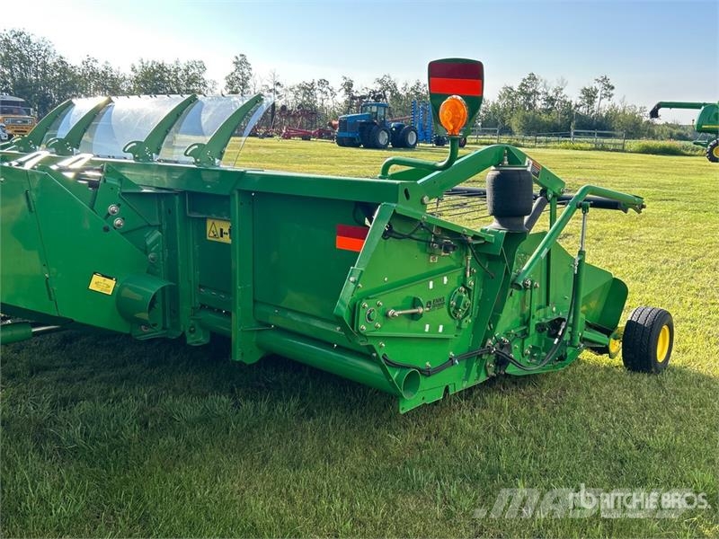 John Deere 9770 STS Mähdrescher